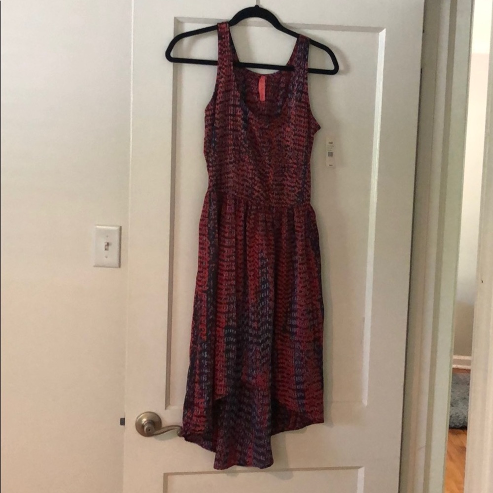 Hi Lo midi dress with fun print !